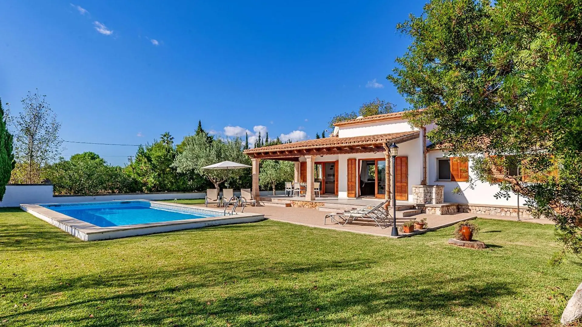 Beach Villa Can Carles By Sealand Villas Port de Pollenca